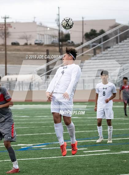 Thumbnail 2 in Lee [Robert E.] vs Hendrickson (Scrimmage) photogallery.