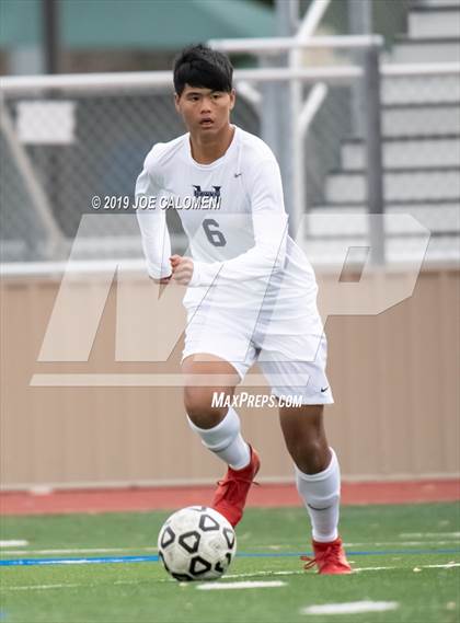 Thumbnail 2 in Lee [Robert E.] vs Hendrickson (Scrimmage) photogallery.