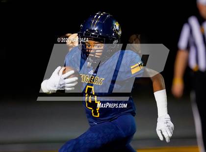 Thumbnail 2 in Woodcreek @ Inderkum photogallery.