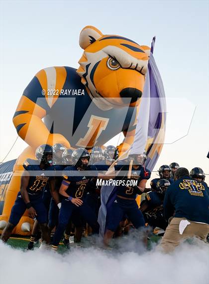 Thumbnail 1 in Woodcreek @ Inderkum photogallery.