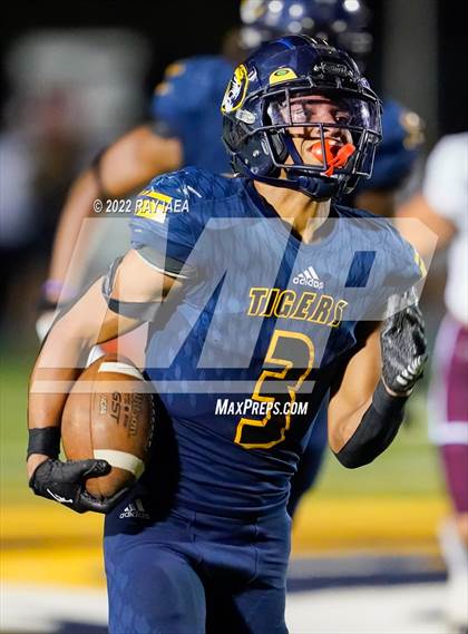 Thumbnail 2 in Woodcreek @ Inderkum photogallery.