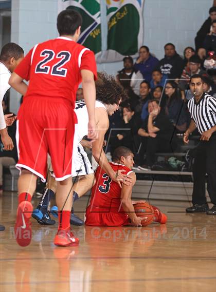 Thumbnail 3 in Bellarmine-Jefferson @ St. Genevieve photogallery.