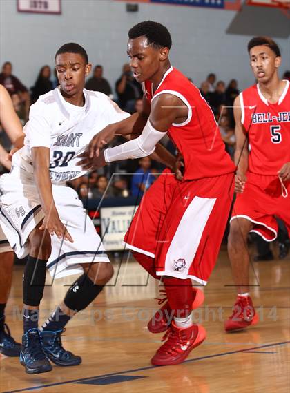 Thumbnail 2 in Bellarmine-Jefferson @ St. Genevieve photogallery.