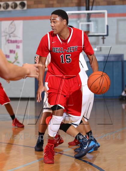 Thumbnail 2 in Bellarmine-Jefferson @ St. Genevieve photogallery.