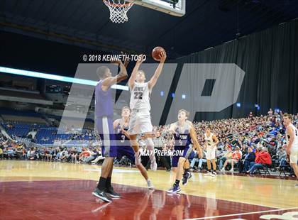 Thumbnail 3 in Bowie vs. Mt. Vernon (UIL 3A Final) photogallery.