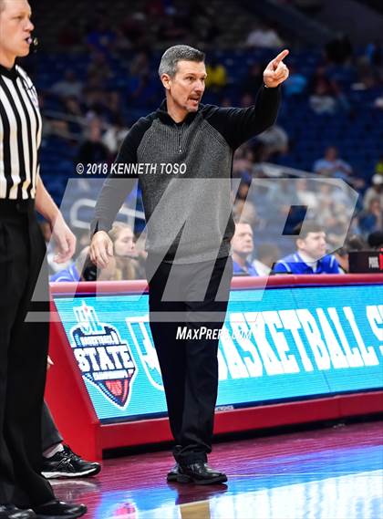 Thumbnail 2 in Bowie vs. Mt. Vernon (UIL 3A Final) photogallery.