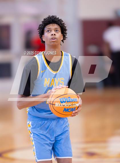 Thumbnail 1 in Mays vs Newton (Hard In The Paint) photogallery.