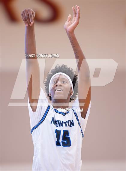 Thumbnail 3 in Mays vs Newton (Hard In The Paint) photogallery.