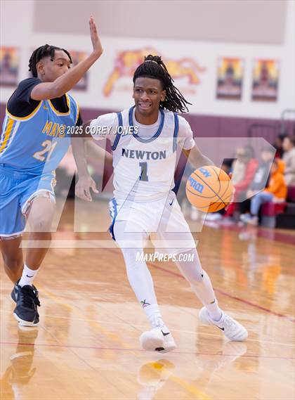 Thumbnail 3 in Mays vs Newton (Hard In The Paint) photogallery.