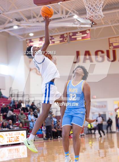 Thumbnail 2 in Mays vs Newton (Hard In The Paint) photogallery.