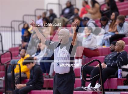 Thumbnail 3 in Mays vs Newton (Hard In The Paint) photogallery.