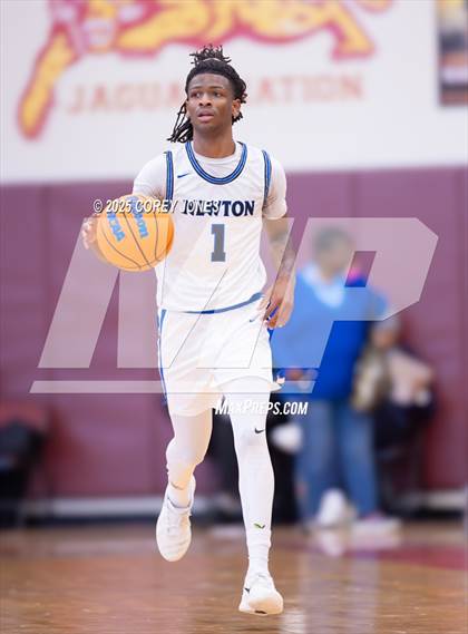 Thumbnail 3 in Mays vs Newton (Hard In The Paint) photogallery.