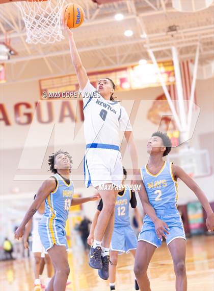 Thumbnail 1 in Mays vs Newton (Hard In The Paint) photogallery.