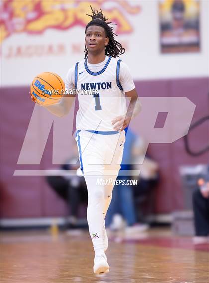 Thumbnail 1 in Mays vs Newton (Hard In The Paint) photogallery.