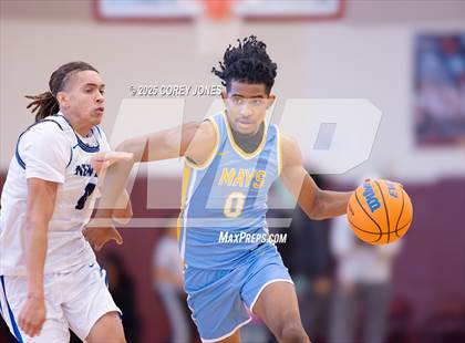 Thumbnail 3 in Mays vs Newton (Hard In The Paint) photogallery.