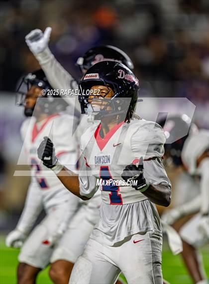 Thumbnail 2 in Dawson vs. Ridge Point (UIL Football 6A D1 Bi-District) photogallery.