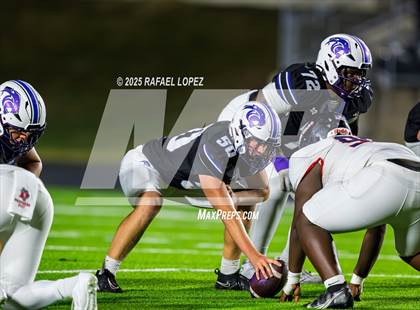 Thumbnail 1 in Dawson vs. Ridge Point (UIL 6A D1 Football Bi-District) photogallery.