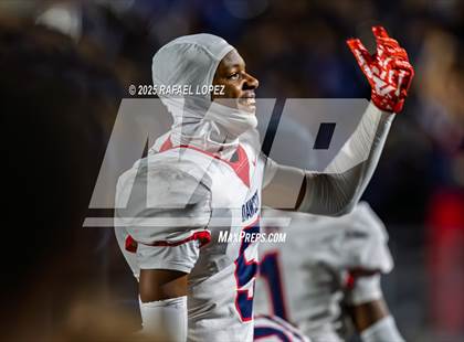 Thumbnail 3 in Dawson vs. Ridge Point (UIL Football 6A D1 Bi-District) photogallery.