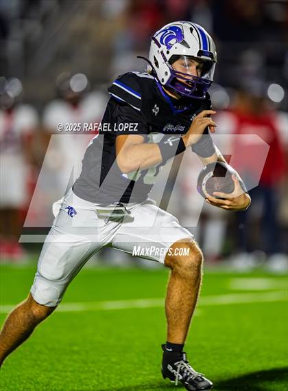 Thumbnail 3 in Dawson vs. Ridge Point (UIL Football 6A D1 Bi-District) photogallery.