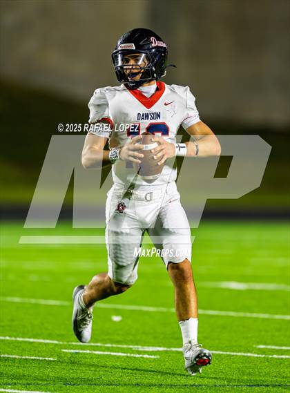 Thumbnail 3 in Dawson vs. Ridge Point (UIL Football 6A D1 Bi-District) photogallery.