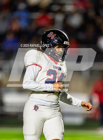 Thumbnail 1 in Dawson vs. Ridge Point (UIL Football 6A D1 Bi-District) photogallery.