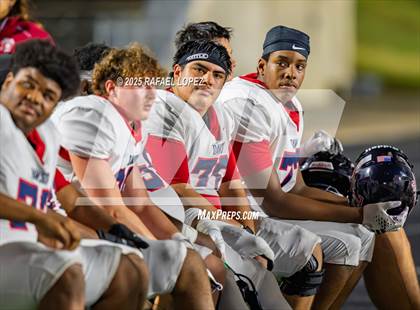 Thumbnail 2 in Dawson vs. Ridge Point (UIL Football 6A D1 Bi-District) photogallery.