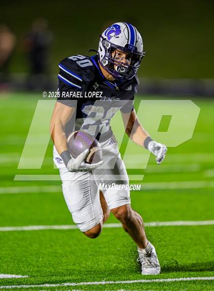 Thumbnail 3 in Dawson vs. Ridge Point (UIL Football 6A D1 Bi-District) photogallery.