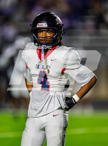Thumbnail 2 in Dawson vs. Ridge Point (UIL Football 6A D1 Bi-District) photogallery.