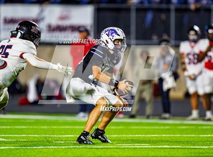 Thumbnail 2 in Dawson vs. Ridge Point (UIL Football 6A D1 Bi-District) photogallery.