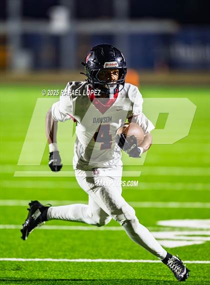 Thumbnail 3 in Dawson vs. Ridge Point (UIL Football 6A D1 Bi-District) photogallery.