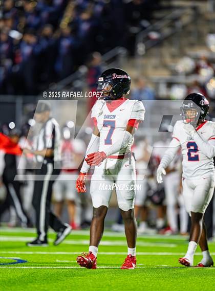 Thumbnail 2 in Dawson vs. Ridge Point (UIL 6A D1 Football Bi-District) photogallery.