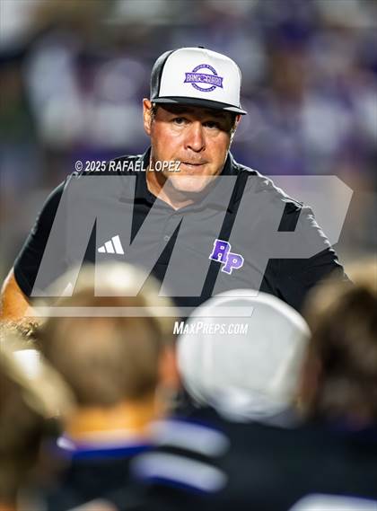 Thumbnail 2 in Dawson vs. Ridge Point (UIL Football 6A D1 Bi-District) photogallery.