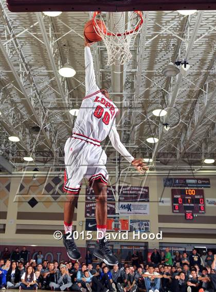 Thumbnail 3 in 2015 MaxPreps Holiday Classic Dunk Contest photogallery.