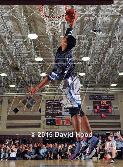 Thumbnail 1 in 2015 MaxPreps Holiday Classic Dunk Contest photogallery.