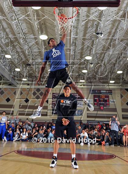 Thumbnail 3 in 2015 MaxPreps Holiday Classic Dunk Contest photogallery.