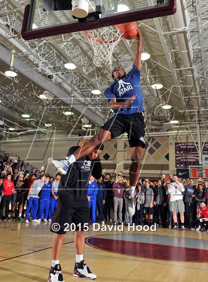 Thumbnail 2 in 2015 MaxPreps Holiday Classic Dunk Contest photogallery.