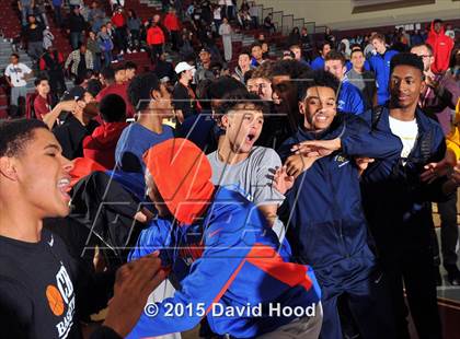 Thumbnail 1 in 2015 MaxPreps Holiday Classic Dunk Contest photogallery.