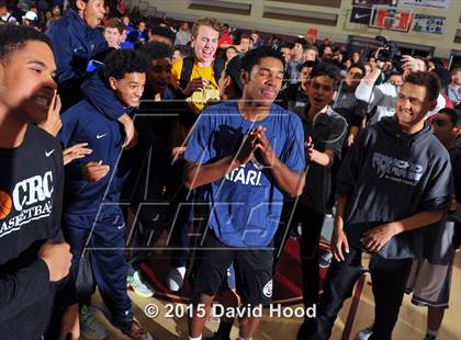 Thumbnail 1 in 2015 MaxPreps Holiday Classic Dunk Contest photogallery.