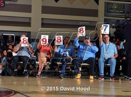 Thumbnail 3 in 2015 MaxPreps Holiday Classic Dunk Contest photogallery.