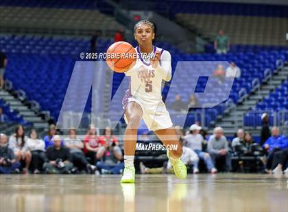 Thumbnail 3 in Cuero vs. Lincoln (UIL 4A Basketball Division II Final) photogallery.