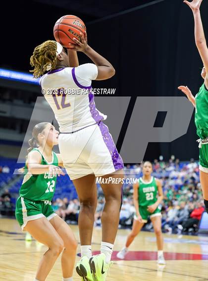 Thumbnail 3 in Cuero vs. Lincoln (UIL 4A Basketball Division II Final) photogallery.