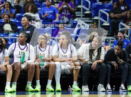 Thumbnail 3 in Cuero vs. Lincoln (UIL 4A Basketball Division II Final) photogallery.