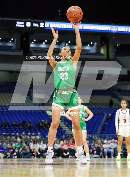 Thumbnail 2 in Cuero vs. Lincoln (UIL 4A Basketball Division II Final) photogallery.