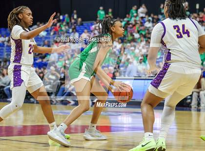 Thumbnail 2 in Cuero vs. Lincoln (UIL 4A Basketball Division II Final) photogallery.