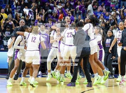 Thumbnail 1 in Cuero vs. Lincoln (UIL 4A Basketball Division II Final) photogallery.