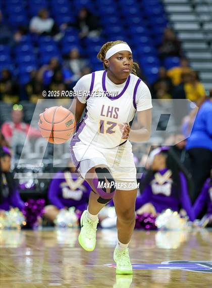 Thumbnail 2 in Cuero vs. Lincoln (UIL 4A Basketball Division II Final) photogallery.
