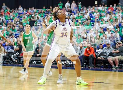 Thumbnail 3 in Cuero vs. Lincoln (UIL 4A Basketball Division II Final) photogallery.
