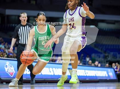 Thumbnail 3 in Cuero vs. Lincoln (UIL 4A Basketball Division II Final) photogallery.