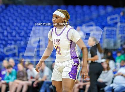 Thumbnail 2 in Cuero vs. Lincoln (UIL 4A Basketball Division II Final) photogallery.