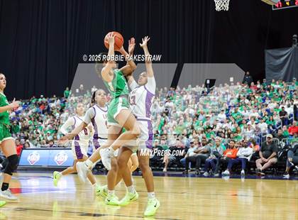 Thumbnail 3 in Cuero vs. Lincoln (UIL 4A Basketball Division II Final) photogallery.